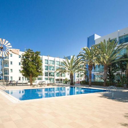 Lucile - Coralli Beachfront Apartment Паралімні Екстер'єр фото